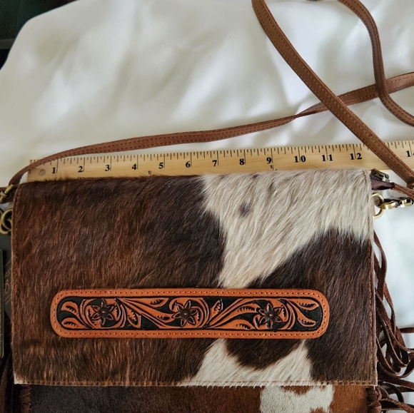 American Darling Handbags - American Darlings Genuine Cowhide Purse with fringe and shoulder strap